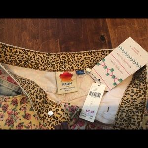 Never worn! Too big!